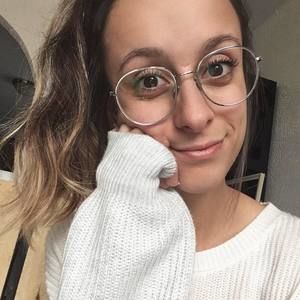 Meet your Posher, Abigaël